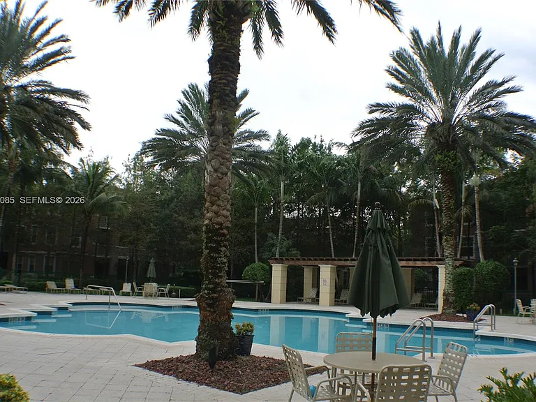 6902 W Sample Rd #6902 — Photo 1