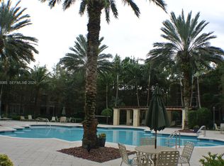 6902 W Sample Rd #6902, Pompano Beach, FL 33067