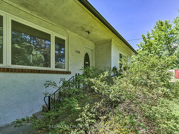 4th image of 1076 Dixie Rd
