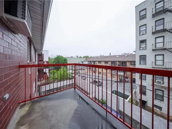 345 92nd Street 3B image 3 of 25