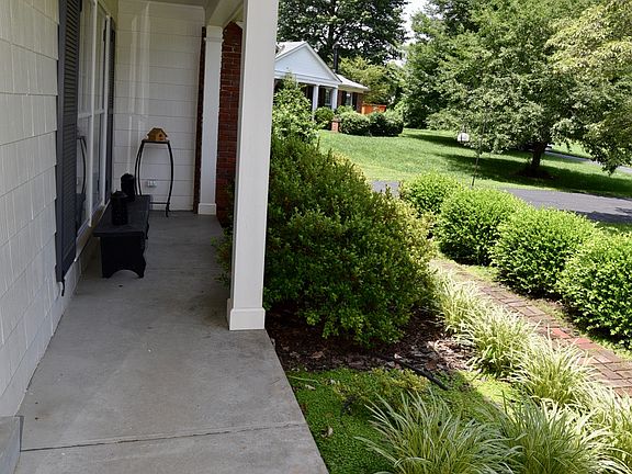 Covered front porch.