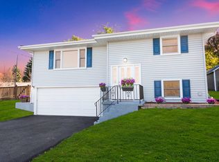 1902 S State St, Lockport, IL 60441