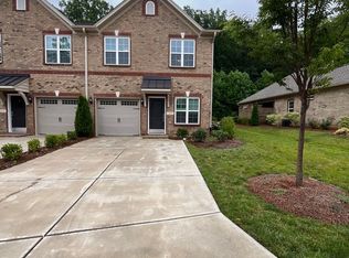 2970 York Place Dr, Walkertown, NC 27051