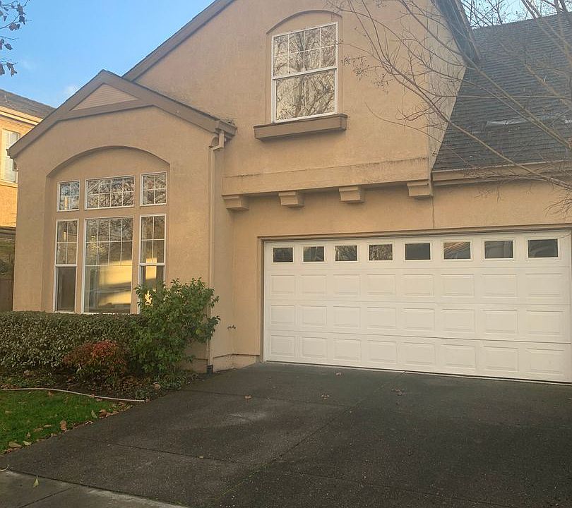 1st image of 517 Loon Dr