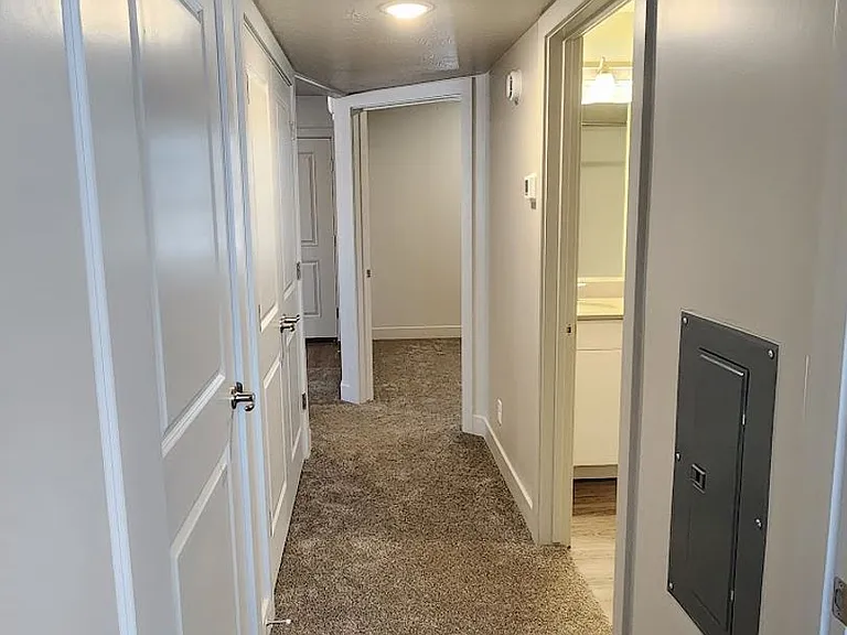 133 N Rock Canyon St #J105 — Photo 22