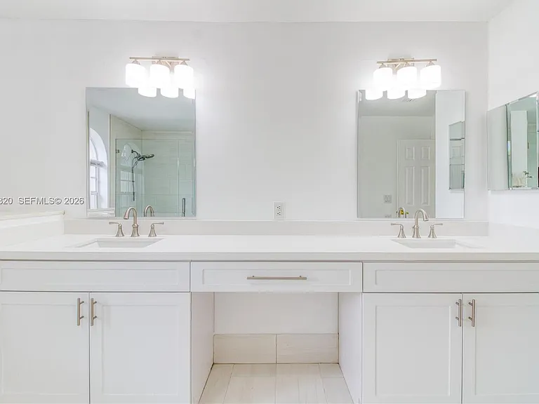 1473 SW 158th Ave — Photo 44