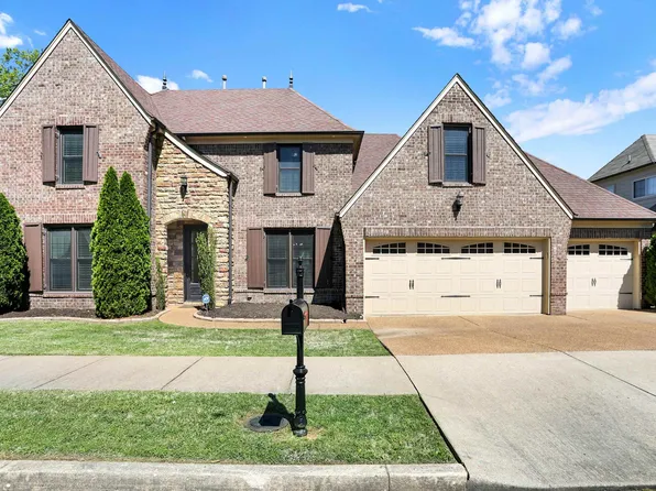 10166 Carly Dr, Lakeland, TN 38002