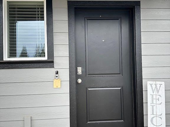 2nd image of 2802 N 3rd Way