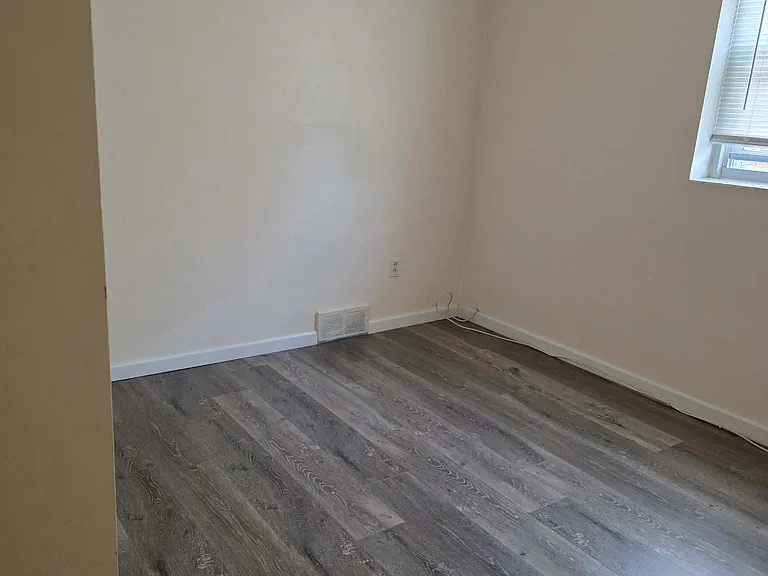 1816 Berwyn St #2 — Photo 4