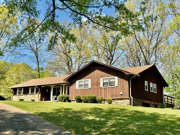 405 Meadowlark Ln, Guin, AL 35563