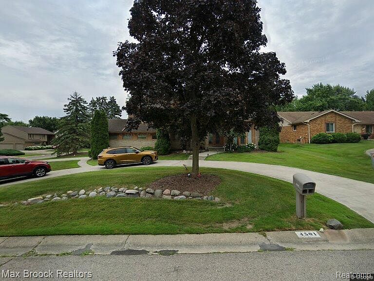 1st image of 4501 Strandwyck Rd