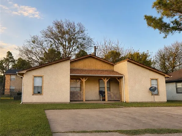 1523 Pine Ridge Dr APT A, College Station, TX 77840