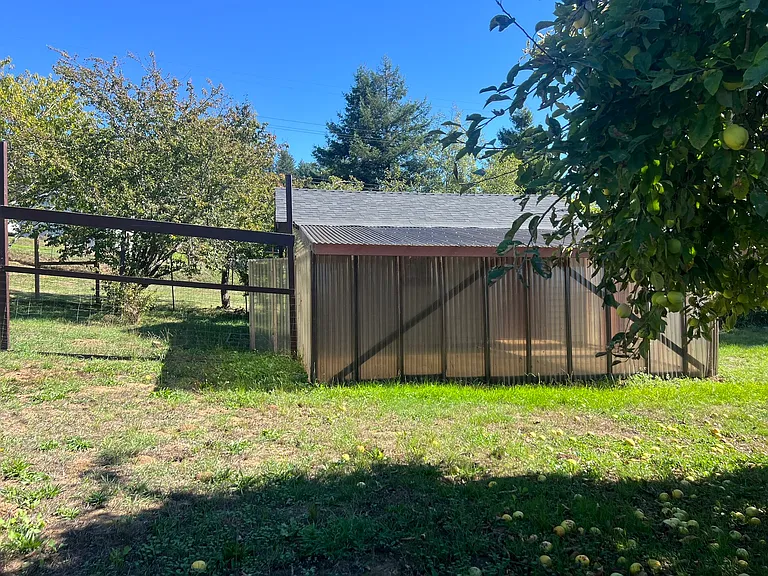 1809 Glendale Dr — Photo 5