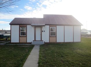 96 Louella St, Blackfoot, ID 83221