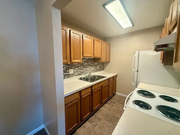 401 - 405 N Glendale Ave, 401-405 N Glendale Ave #104-401, Tomah, WI 54660