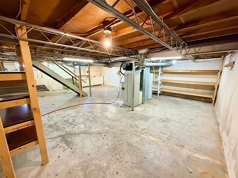 1031 S Parker Dr — Photo 14