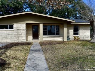 427 Craigmont Ln, San Antonio, TX 78213