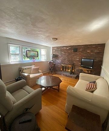 2nd image of 196 Dale St #1