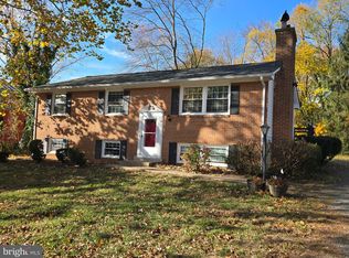 341 S 26th St #B, Purcellville, VA 20132
