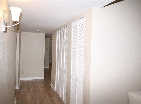 3rd image of 6418 Gateridge Cir