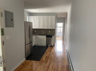 34-21 9th St #C, Astoria, NY 11106