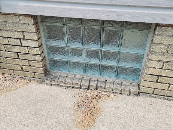 3rd image of 17606 Grovewood Ave