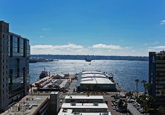2nd image of 1199 Pacific Hwy #1301