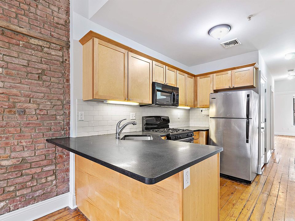 1st image of 231 3rd St APT E