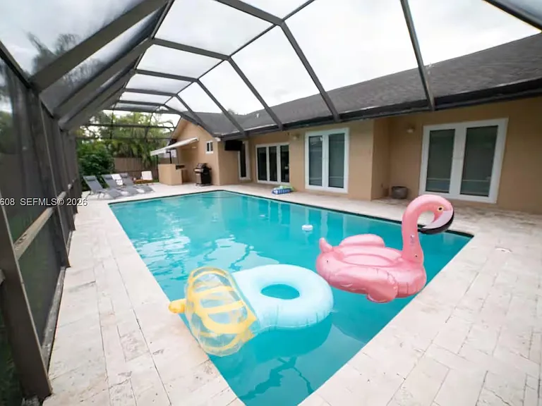 11931 SW 132nd Ave — Photo 2