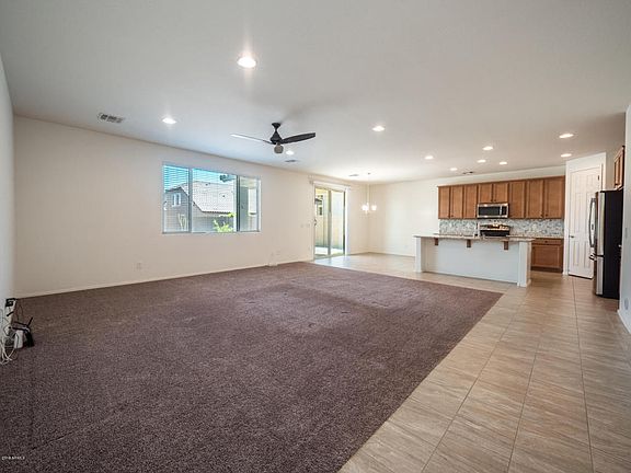 4th image of 3033 W T Ryan Ln