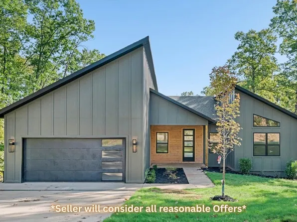 39 Northampton Dr, Bella Vista, AR 72714