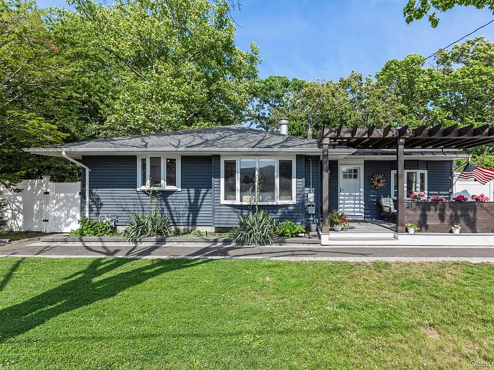 1st image of 21 Choate Avenue