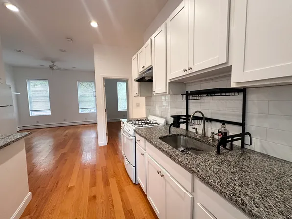 (undisclosed Address), Boston, MA 02113