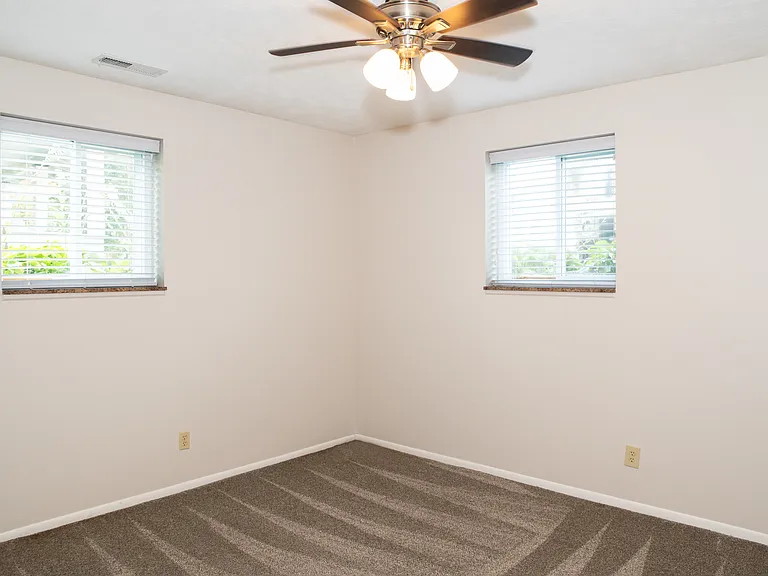 4919 Davenport St #3 — Photo 20