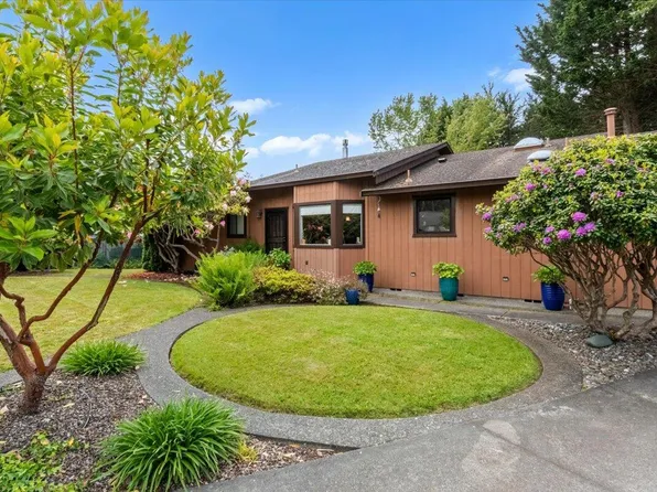 115 Boyden Ln, Fortuna, CA 95540