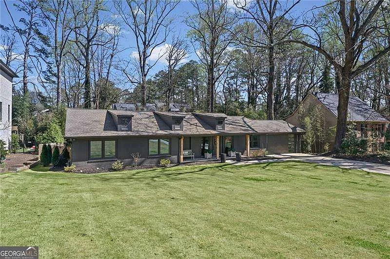 5905 Greenbrier Rd photo 1