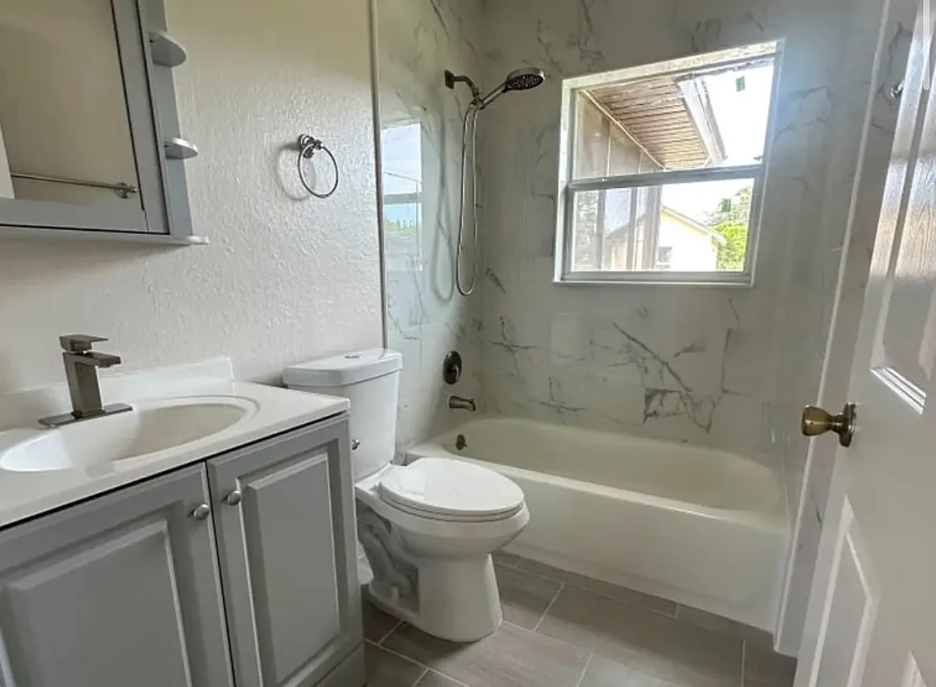 2 bed, 1203 sqft, $1,395 — Photo 2