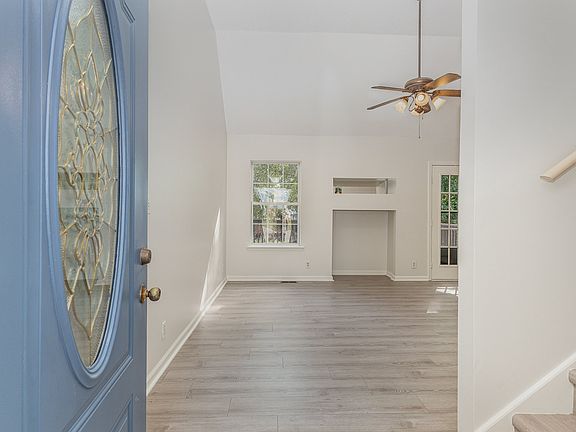 3rd image of 3790 Madeline Ct