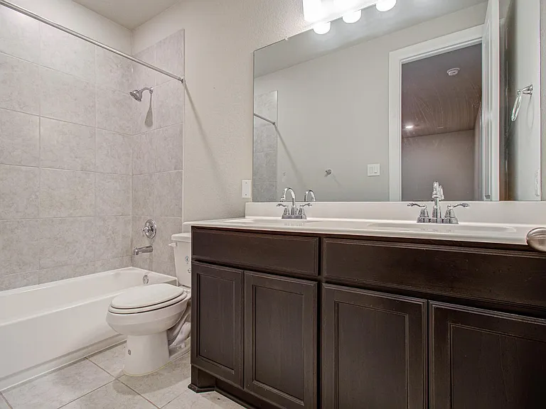 10223 Wylde Point Ln — Photo 37