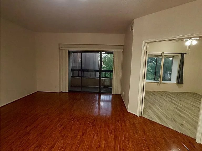 2213 S Braeswood Blvd #13A — Photo 6
