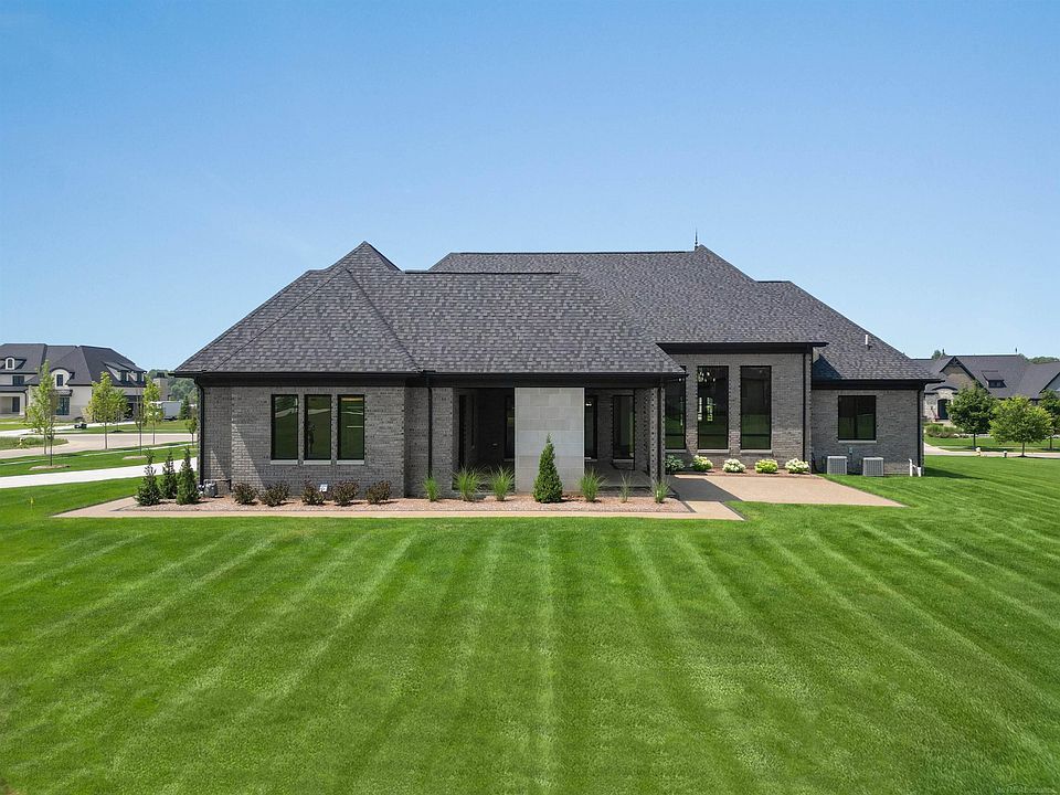 61570 Cotswold Dr, photo 11