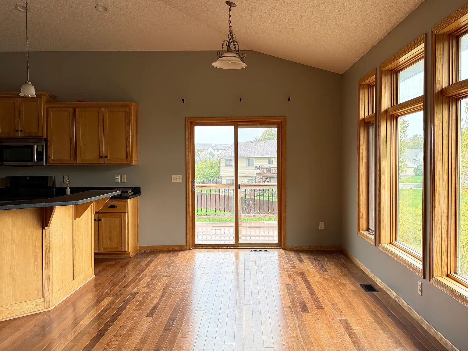 5235 Kali Ct NE — Photo 4