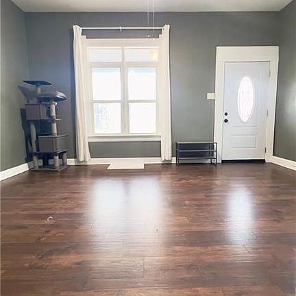 5th image of 523 Tracy Ave