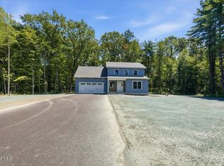 61 Jones Road, Saratoga Springs, NY 12866
