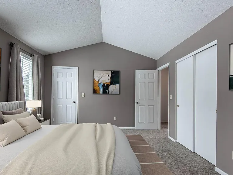 6329 Tara Hill Dr — Photo 10