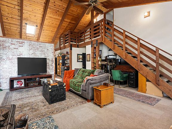 3rd image of 30088 Tioga Dr
