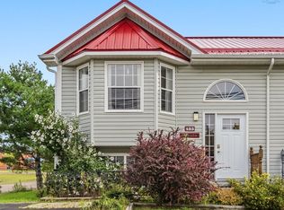 453 Young St, Truro, NS B2N 3Y8
