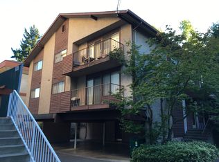 10622 Meridian Ave N APT 1, Seattle, WA 98133