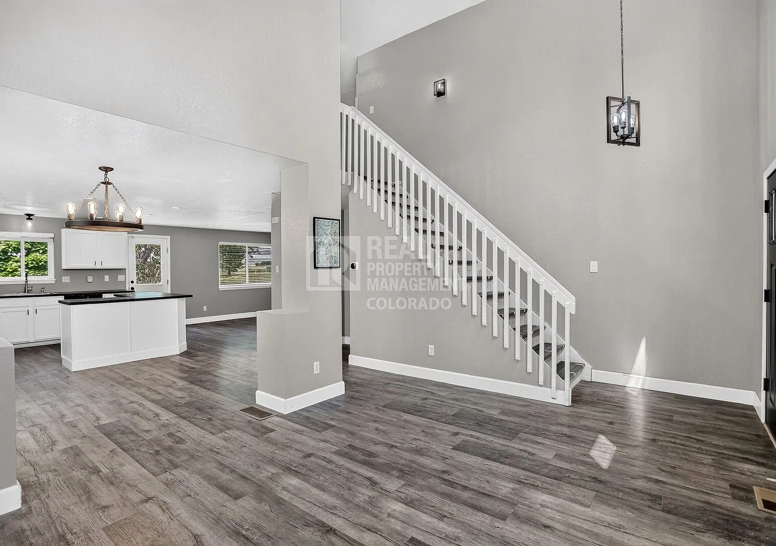 Gorgeous Two-Story Home in Savannah! Private Backyard, Walkout Basement & Pet-Friendly! — Photo 3
