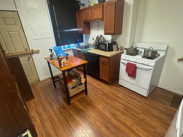 2005 Tustin St, Pittsburgh, PA 15219